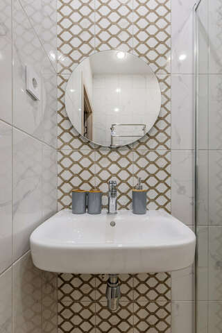 Гостиница Кама Ижевск Семейный номер с общей ванной комнатой-8