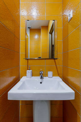 Гостиница Кама Ижевск Семейный номер с общей ванной комнатой-4