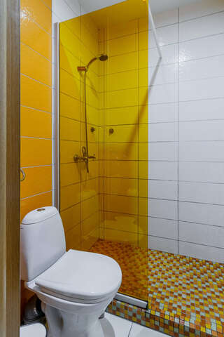 Гостиница Кама Ижевск Семейный номер с общей ванной комнатой-5