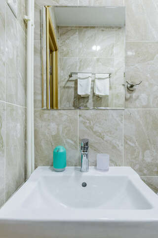 Гостиница Кама Ижевск Семейный номер с общей ванной комнатой-6